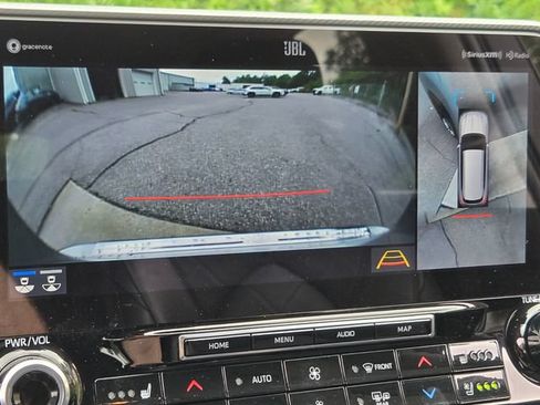 Used 2022 Toyota Highlander Platinum FWD image 35