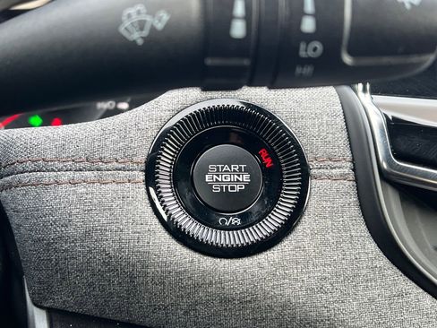 Used 2023 Jeep Compass Latitude w/ Sun and Sound Group image 29