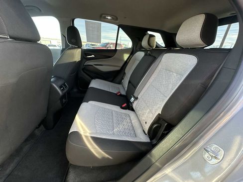 Used 2023 Chevrolet Equinox LT image 22