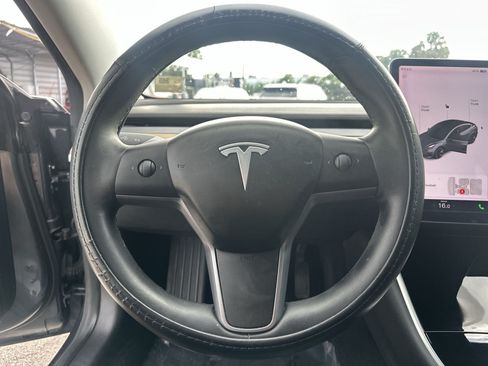 Used 2019 Tesla Model 3 Long Range RWD image 11