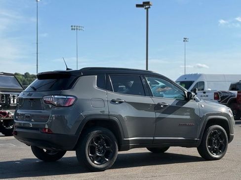 Used 2023 Jeep Compass Trailhawk AWD/4WD image 35