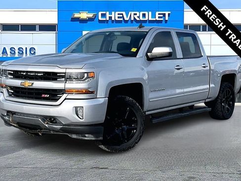 Used 2016 Chevrolet Silverado 1500 LT w/ All Star Edition image 3