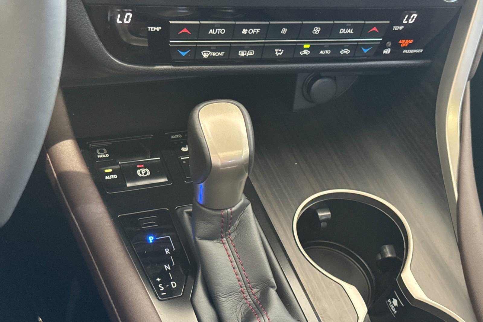 Used 2018 Lexus RX 450h AWD w/ Premium Package image 27