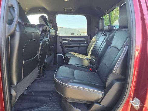 Used 2024 RAM 2500 Laramie w/ Night Edition AWD/4WD image 17