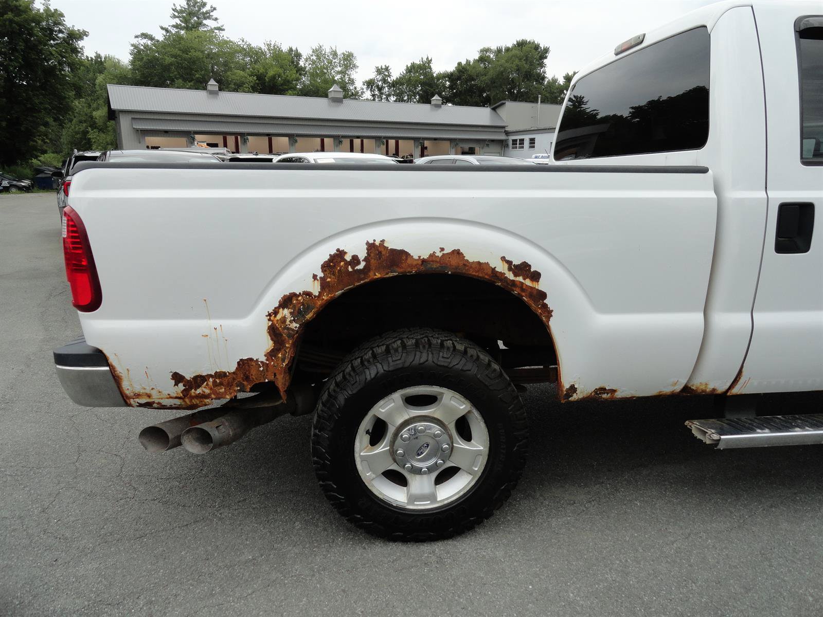 Used 2015 Ford F250 XLT AWD/4WD image 9