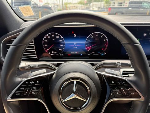 Used 2025 Mercedes-Benz GLE 450 4MATIC image 15