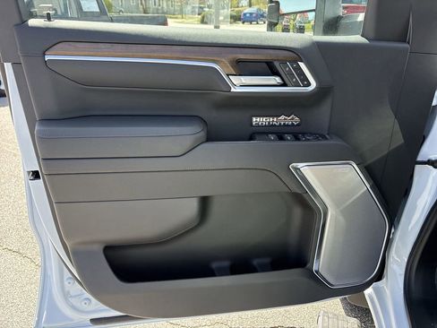 New 2026 Chevrolet Silverado 1500 High Country AWD/4WD image 24