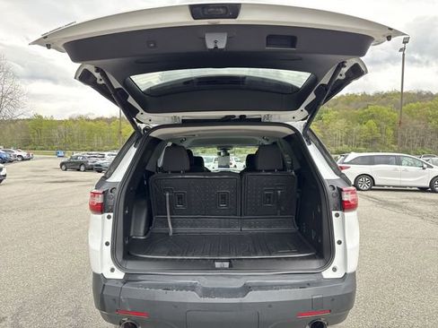 Used 2020 Chevrolet Traverse LT w/ LPO, Floor Liner Package AWD/4WD image 21