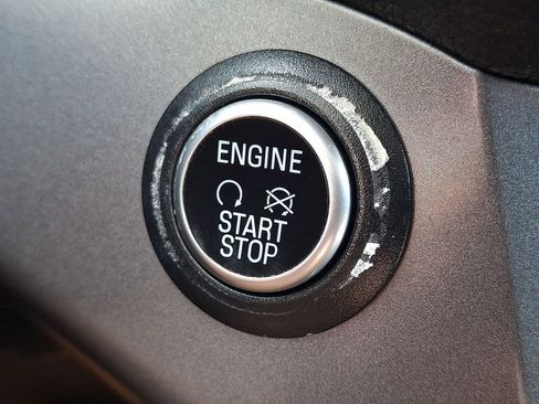 Used 2019 Ford Escape SE image 26