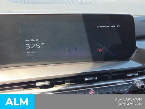 Used 2025 Kia Telluride S FWD image 23