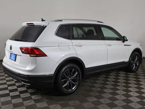 Used 2023 Volkswagen Tiguan SE FWD image 10
