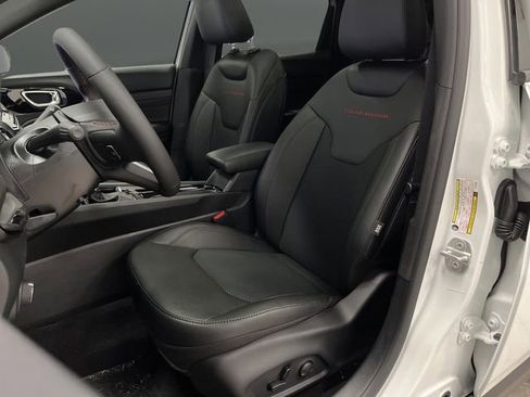 New 2026 Jeep Compass Trailhawk w/ Sun, Sound & Navigation Group image 4