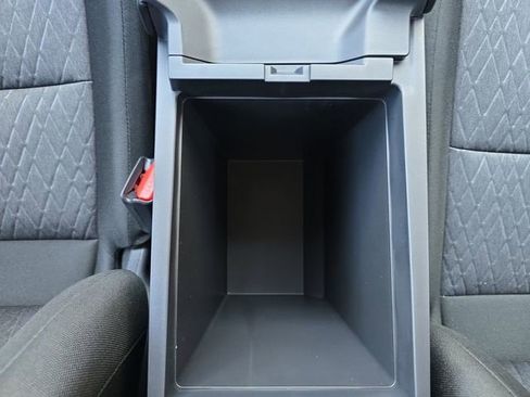 New 2026 Nissan Sentra SV w/ SV Convenience Package FWD image 28