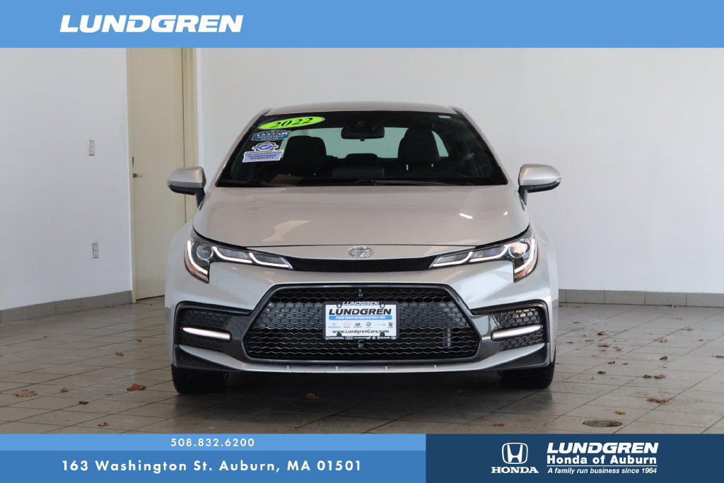 Used 2022 Toyota Corolla SE FWD image 2