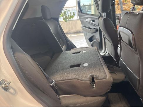 Used 2023 Chevrolet TrailBlazer LT AWD/4WD image 31