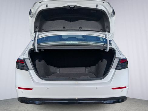 Certified 2025 Honda Accord Touring image 11