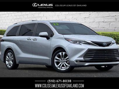 Used 2023 Toyota Sienna Platinum