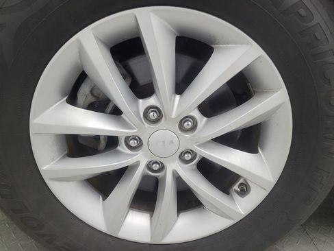 Used 2017 Kia Sorento LX FWD image 31