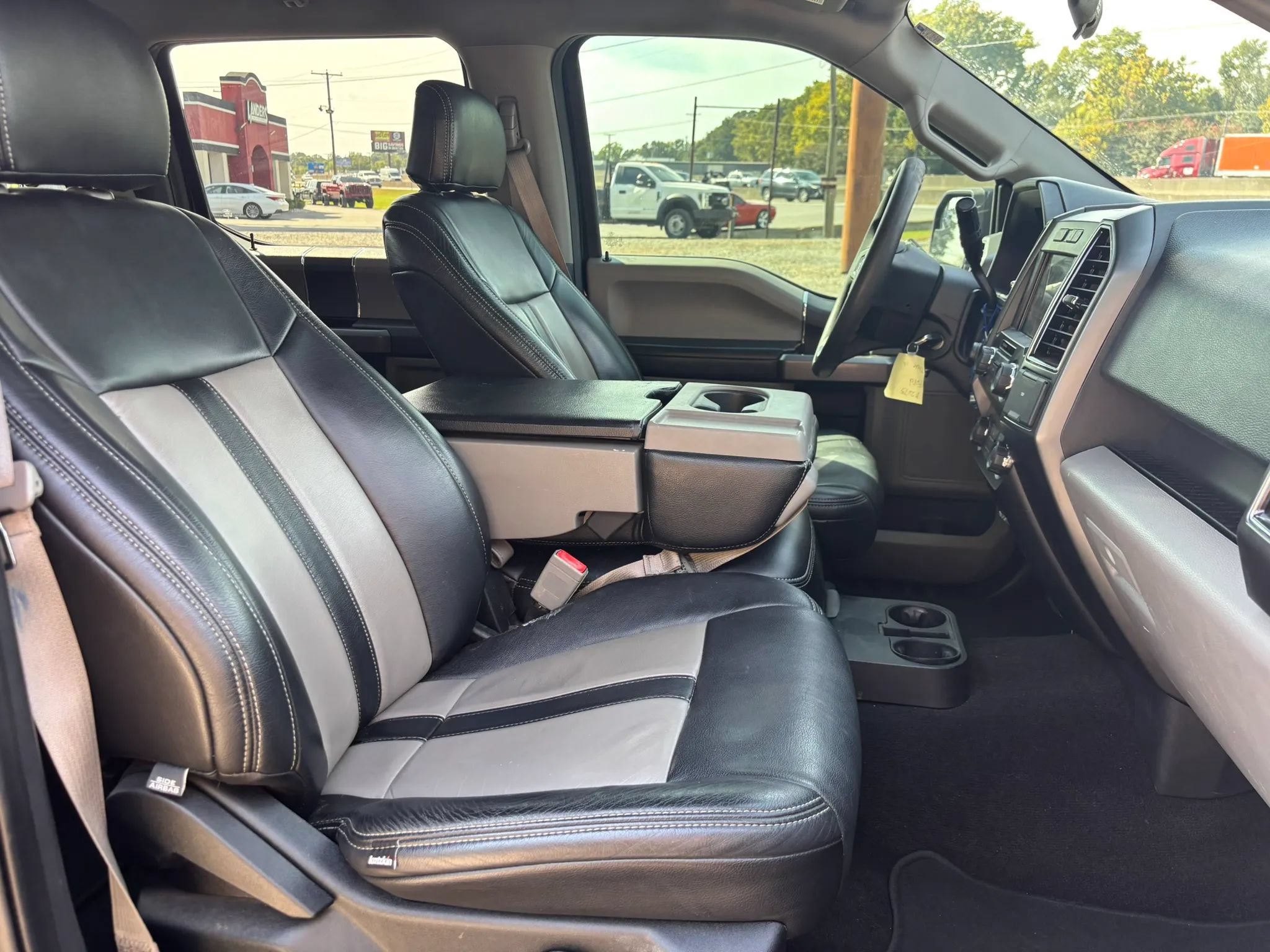Used 2019 Ford F150 XLT AWD/4WD image 18