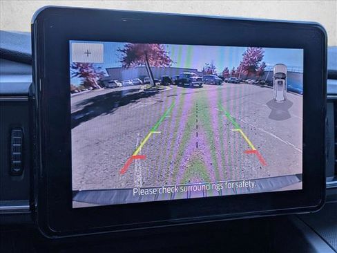 Used 2022 Ford Explorer XLT w/ Equipment Group 202A image 14