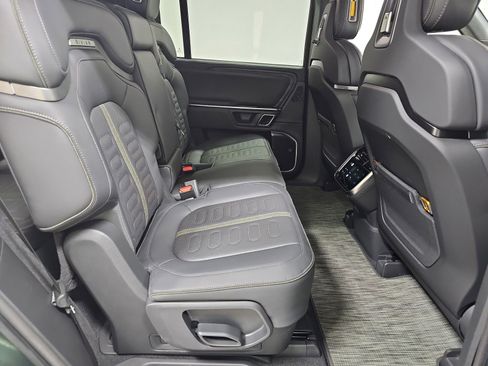 Used 2023 Rivian R1S Adventure AWD/4WD image 23