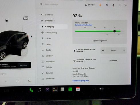 Used 2022 Tesla Model Y Long Range AWD/4WD image 17
