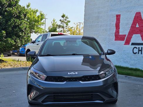 Used 2024 Kia Forte LXS FWD image 2