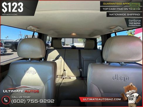 Used 2010 Jeep Liberty Limited w/ Tire & Wheel Group AWD/4WD image 14