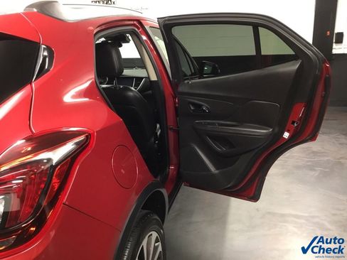 Used 2017 Buick Encore Premium image 34