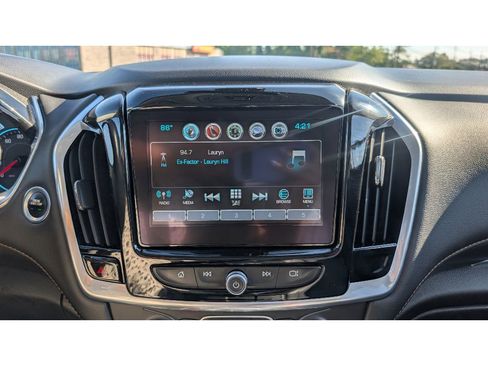 Used 2019 Chevrolet Traverse RS image 23