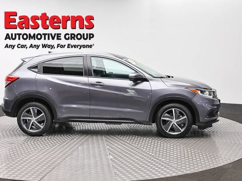 Used 2021 Honda HR-V EX-L image 4