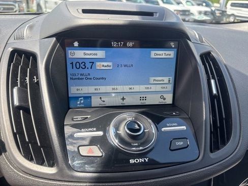 Used 2018 Ford Escape Titanium AWD/4WD image 16