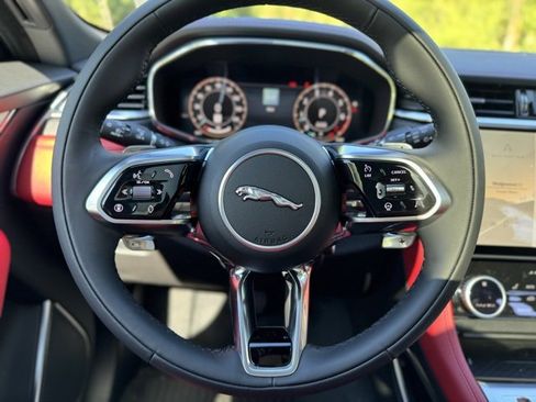New 2026 Jaguar F-PACE R-Dynamic S image 24