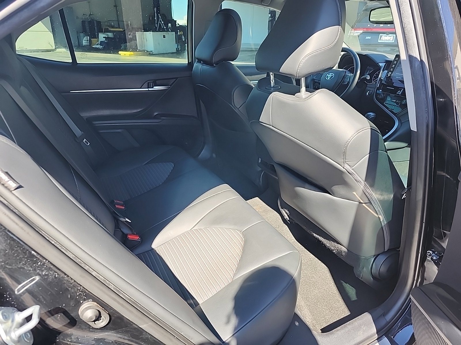 Used 2023 Toyota Camry SE w/ Audio Upgrade Package FWD image 19