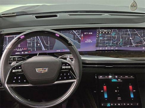 Certified 2025 Cadillac Escalade Sport Platinum image 12