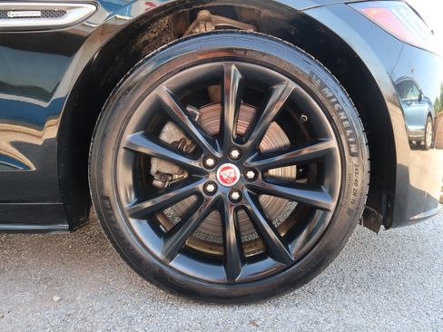 Used 2016 Jaguar XF R-Sport RWD image 52