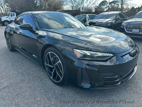 Used 2023 Audi RS e-tron GT quattro image 9