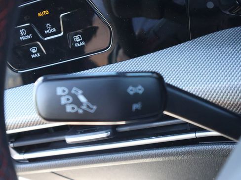 New 2026 Volkswagen GTI SE FWD image 35