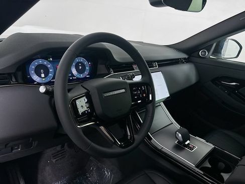Used 2026 Land Rover Range Rover Evoque S AWD/4WD image 9
