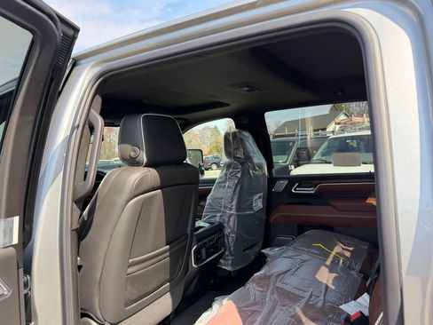 New 2026 GMC Sierra 3500 Denali Ultimate image 11