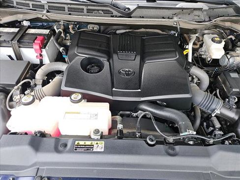 Used 2022 Toyota Tundra Platinum image 22