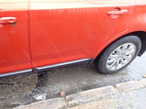 Used 2008 Ford Edge Limited image 12