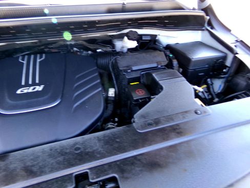 Used 2018 Kia Sedona L image 34
