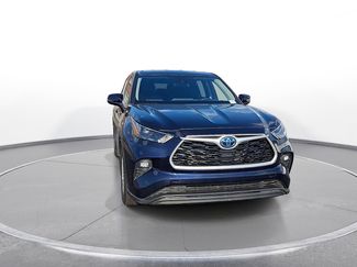 Used 2022 Toyota Highlander LE AWD/4WD video 2