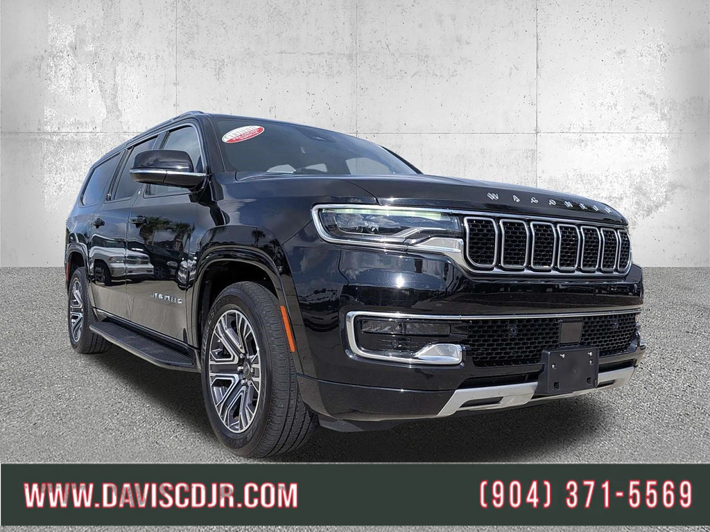 Certified 2025 Jeep Wagoneer L Series II w/ 8-pass Seating Package AWD/4WD image 1