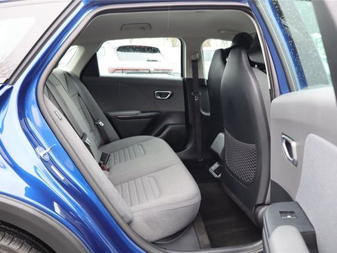 Certified 2025 Kia K4 EX image 30