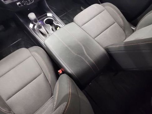 Used 2021 Chevrolet Traverse LT w/ LPO, Floor Liner Package image 25