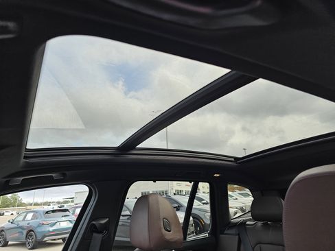 Used 2018 BMW X3 xDrive30i w/ Executive Package image 17