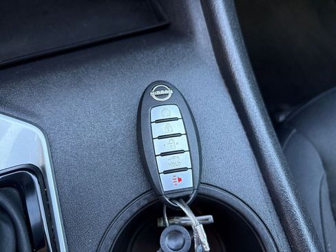 Used 2025 Nissan Altima 2.5 SV image 21