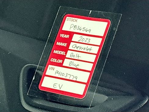 Used 2023 Chevrolet Bolt LT w/ Infotainment Package image 24